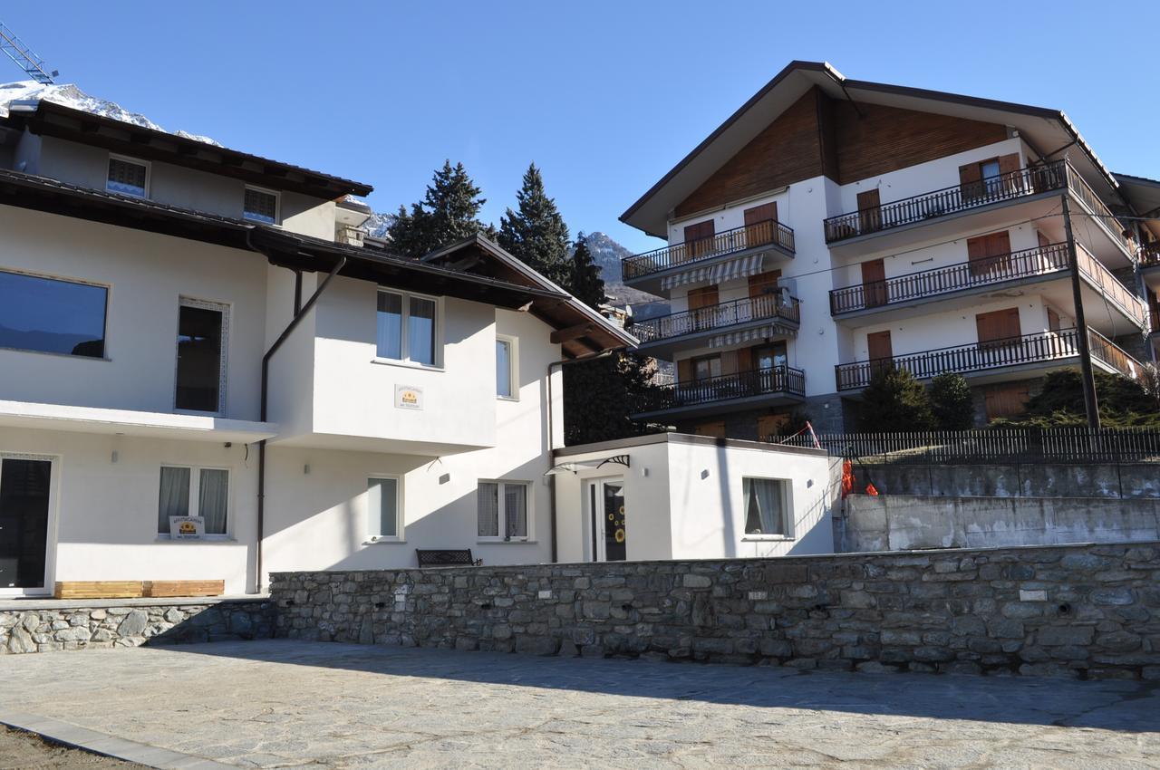 Hotel Il Girasole Saint-Vincent Exterior foto